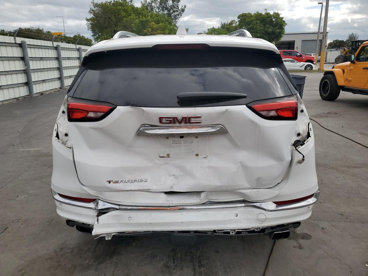 2018 GMC Terrain Denali VIN: 3GKALSEX1JL309143 Lot: 92841685