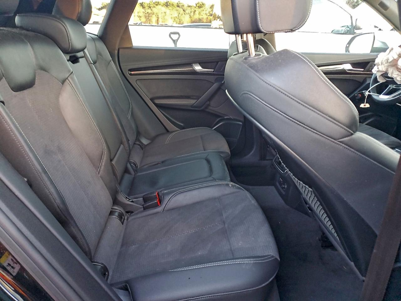 2022 Audi Sq5 Premium Plus VIN: WA1B4AFY1N2098297 Lot: 93829305