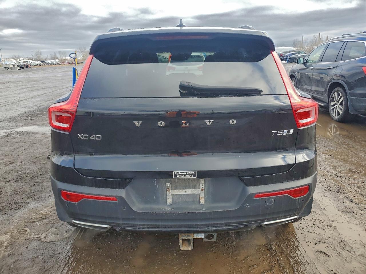 2019 Volvo Xc40 T5 R-Design VIN: YV4162UMXK2136023 Lot: 94150405