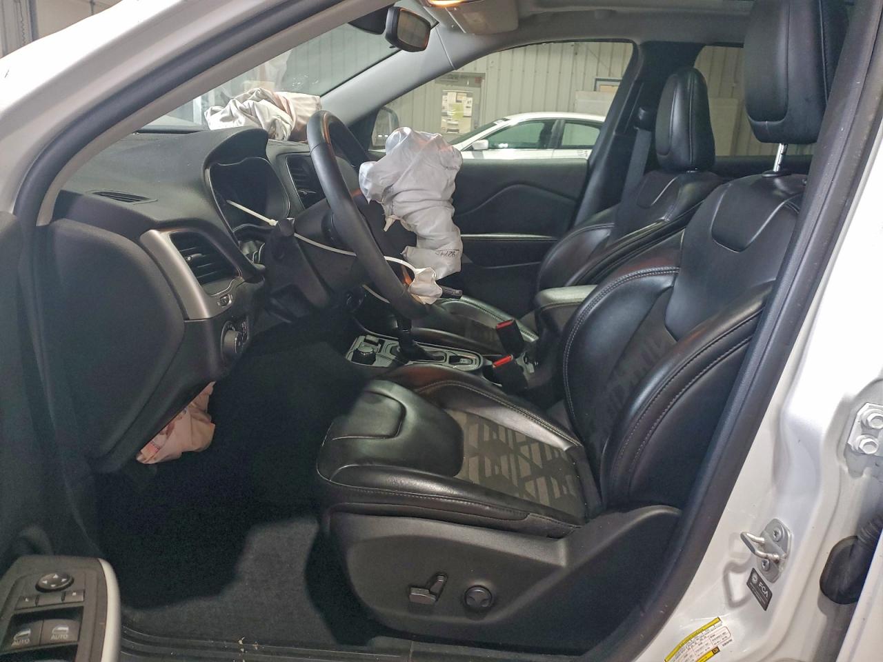 2022 Jeep Cherokee Latitude VIN: 1C4PJMCX0ND538452 Lot: 93366225