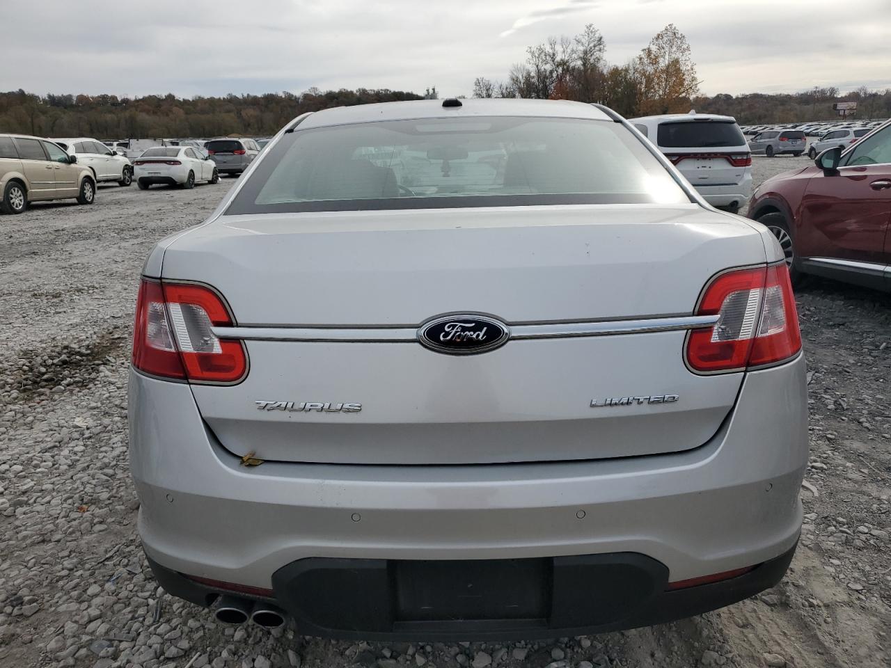 2010 Ford Taurus Limited VIN: 1FAHP2FW9AG125650 Lot: 90714735