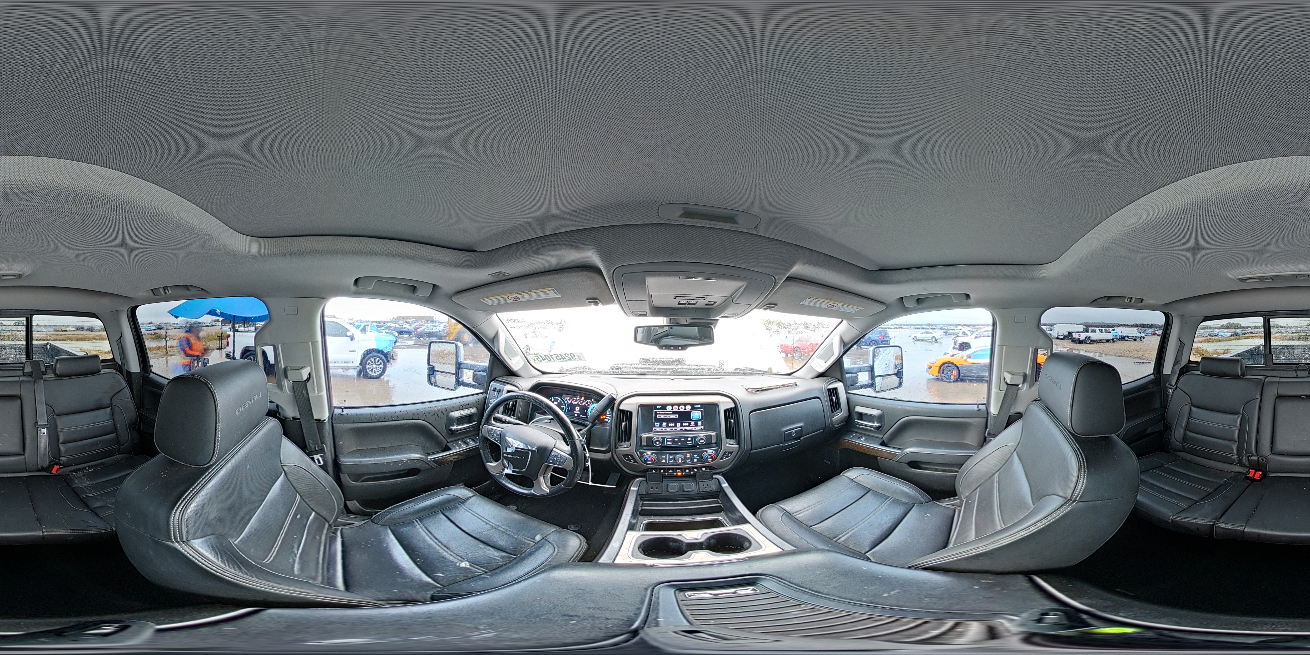 2018 GMC Sierra K2500 Denali VIN: 1GT12UEY6JF255917 Lot: 92451045