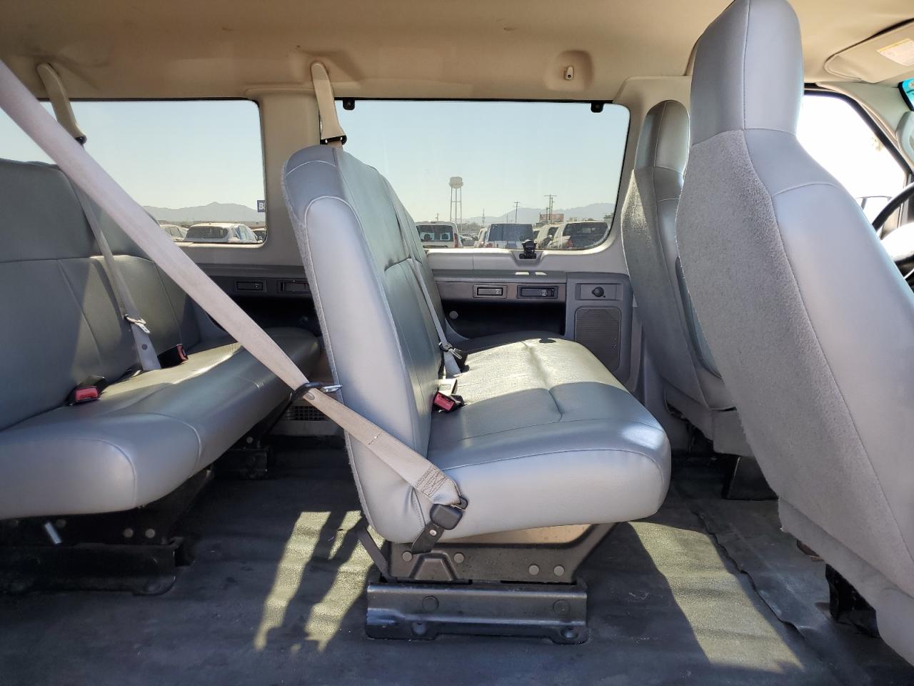 2014 Ford Econoline E350 Super Duty Wagon VIN: 1FBNE3BLXEDA85269 Lot: 91510575