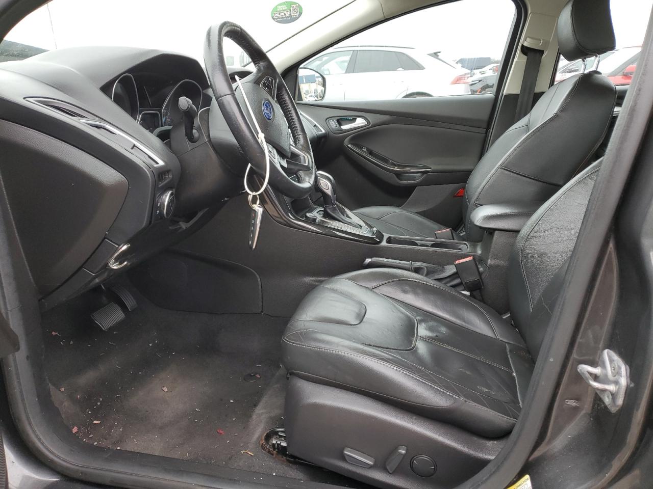 2016 Ford Focus Titanium VIN: 1FADP3N23GL238822 Lot: 92067655