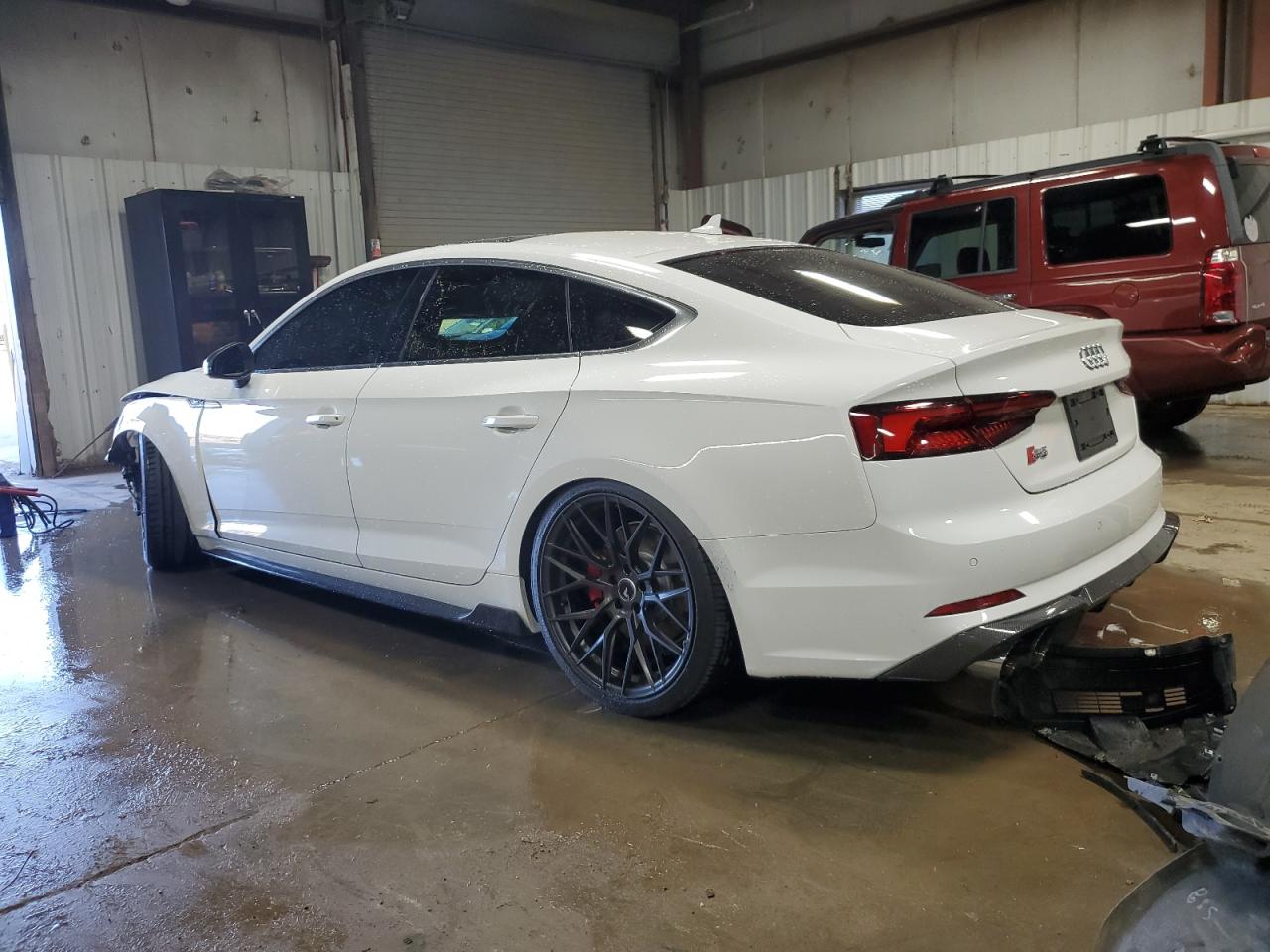 Фото: WAUC4CF52JA027019