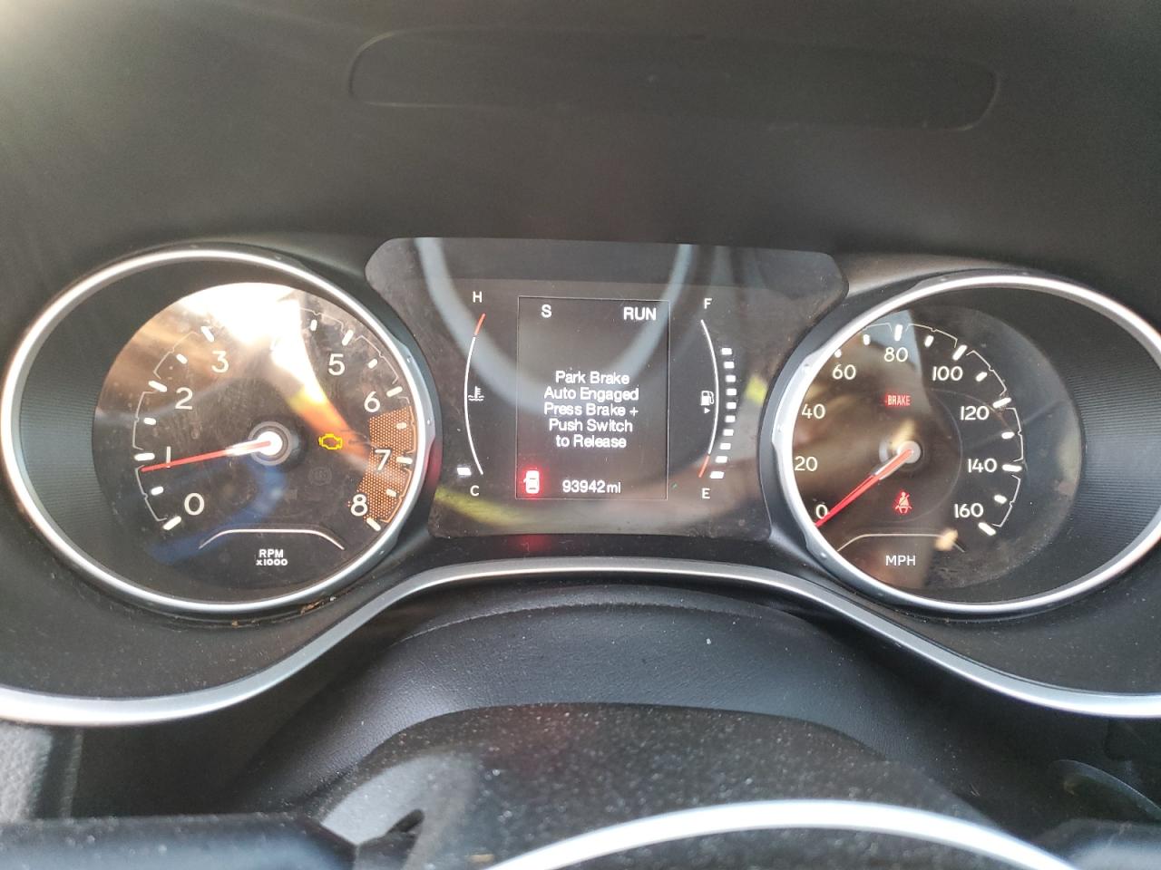 2018 Jeep Compass Sport VIN: 3C4NJCAB5JT271662 Lot: 92833645