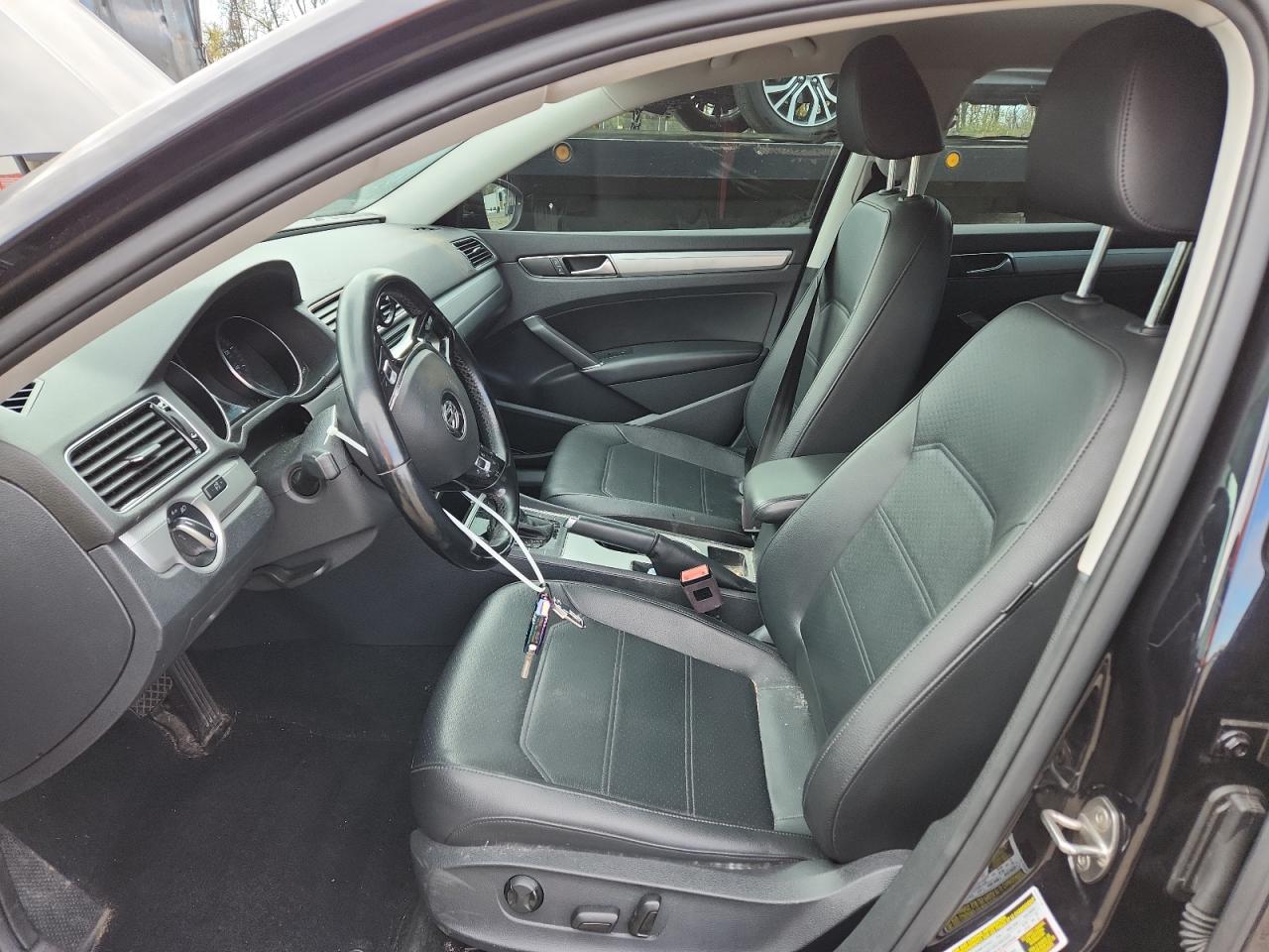 2019 Volkswagen Passat Wolfsburg VIN: 1VWLA7A31KC004049 Lot: 92698955