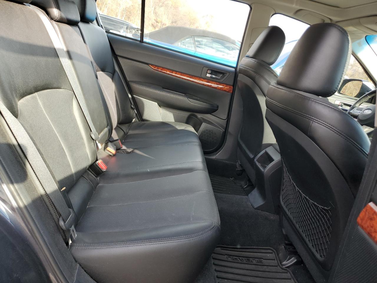 2011 Subaru Legacy 2.5I Limited VIN: 4S3BMBL65B3243913 Lot: 93514785