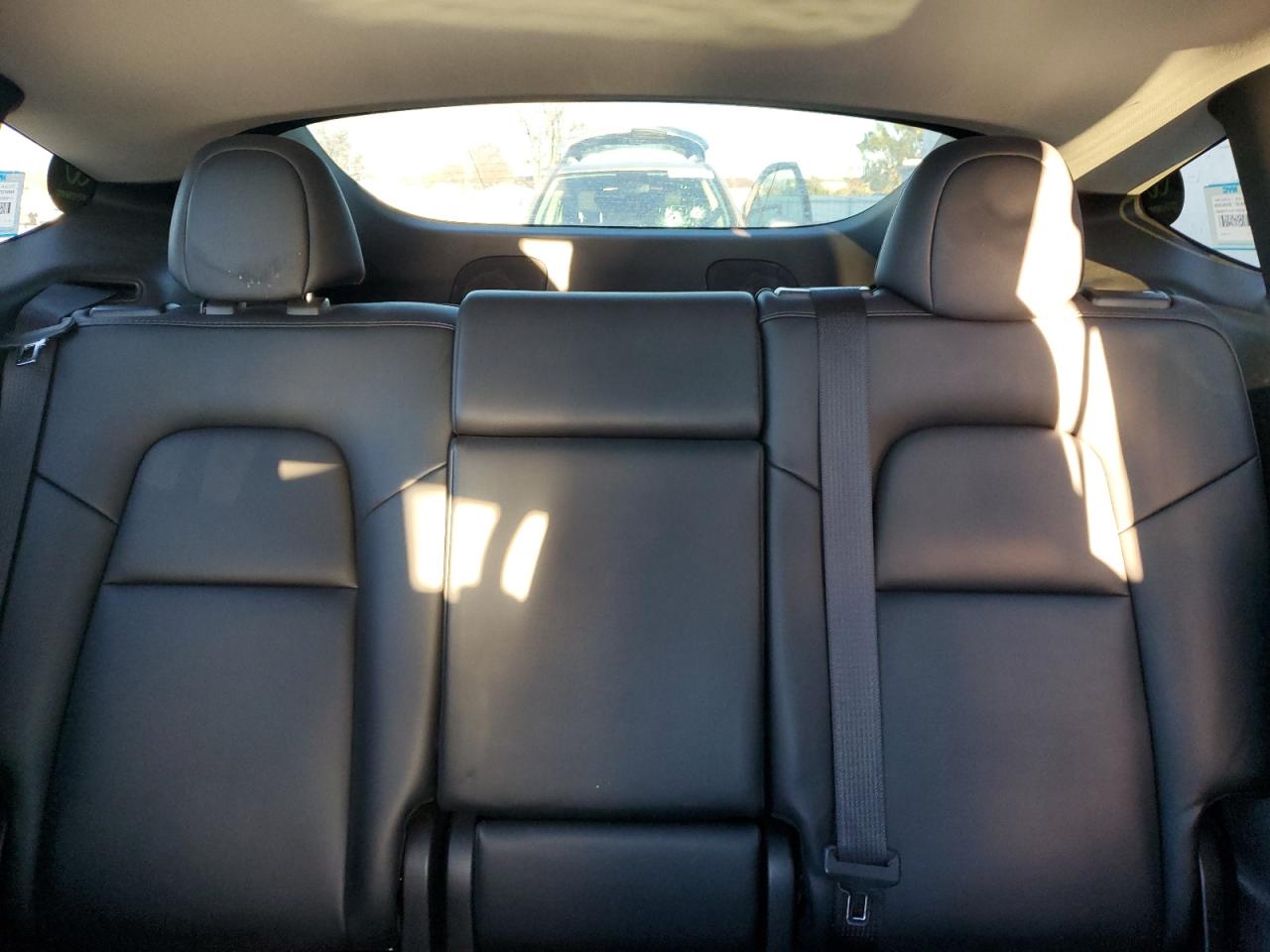 2023 Tesla Model Y VIN: 7SAYGDEE2PA181379 Lot: 92994245