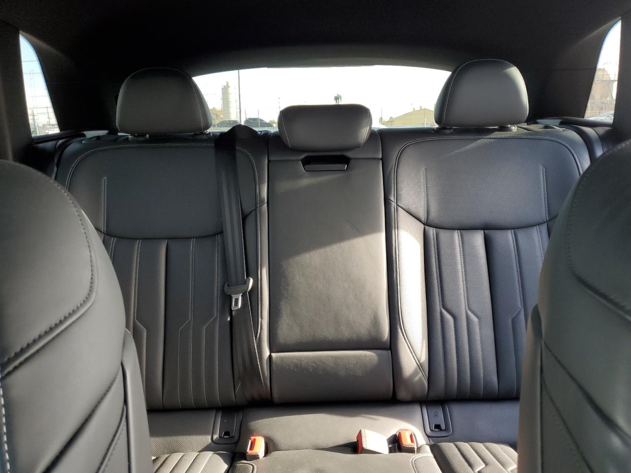 2019 Audi E-Tron Prestige VIN: WA1VAAGE8KB007581 Lot: 92131045