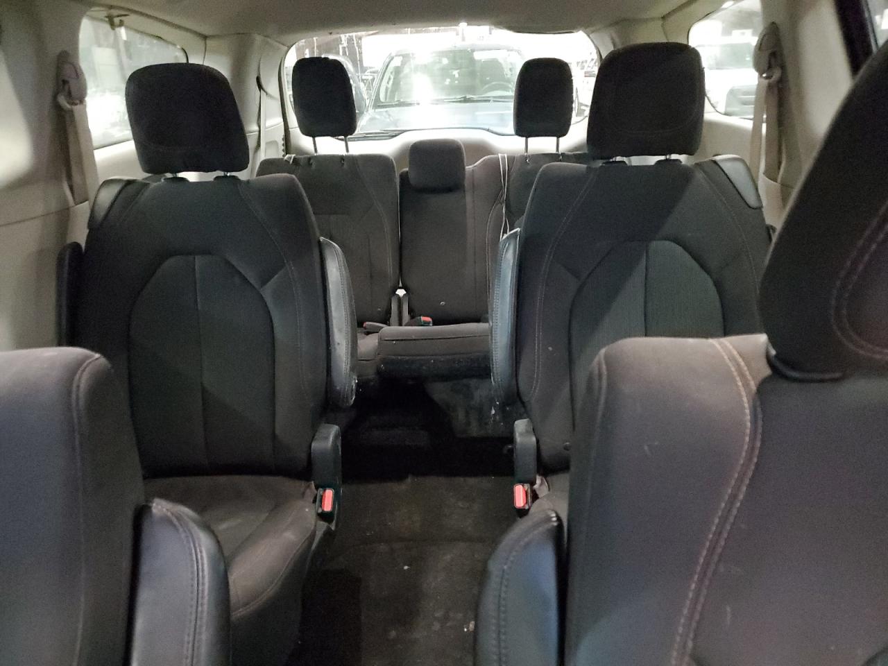 2018 Chrysler Pacifica Touring VIN: 2C4RC1DG8JR253795 Lot: 93492915