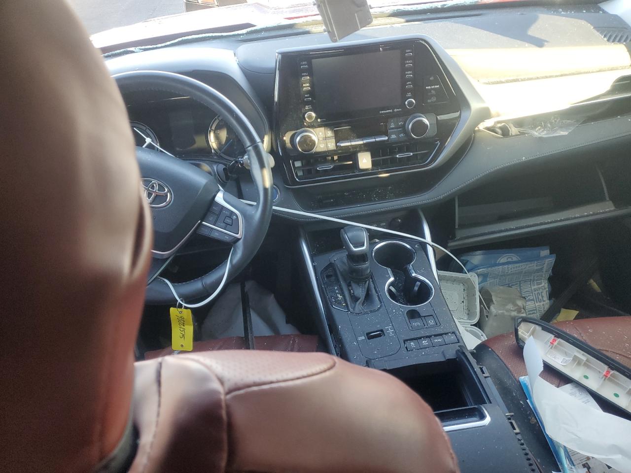 2022 Toyota Highlander Hybrid Le VIN: 5TDBBRCH4NS561024 Lot: 93221515