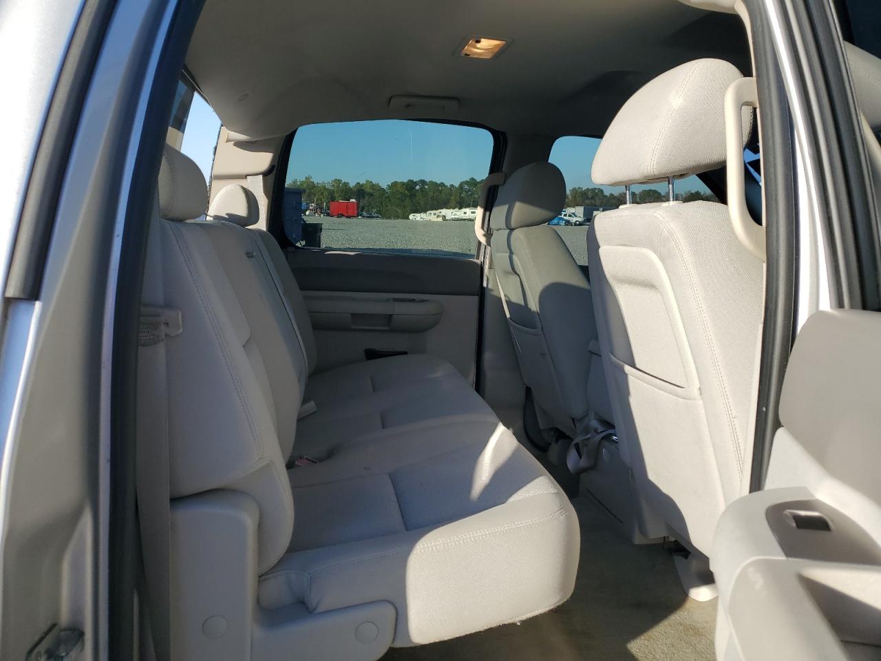 2010 GMC Sierra C1500 Sle VIN: 3GTRCVE37AG243347 Lot: 92015895