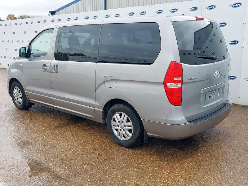 2017 HYUNDAI I800 2.5 CRDI SE 5DR AUTO