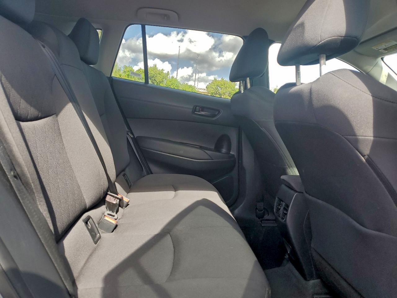 2023 Toyota Corolla Cross Le VIN: 7MUCAAAG2PV060435 Lot: 94535035