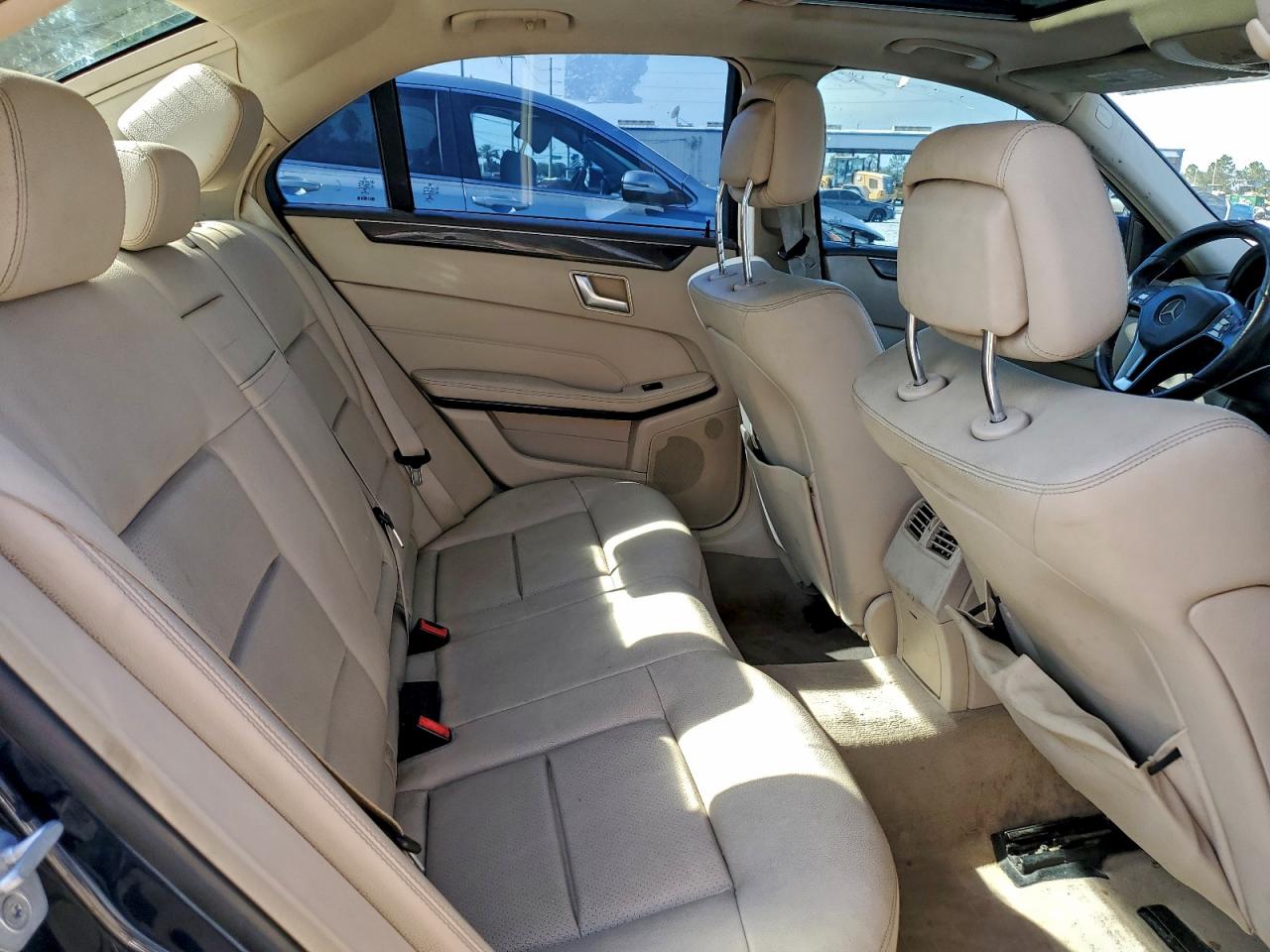 2015 Mercedes-Benz E 350 VIN: WDDHF5KB4FB112154 Lot: 94382855