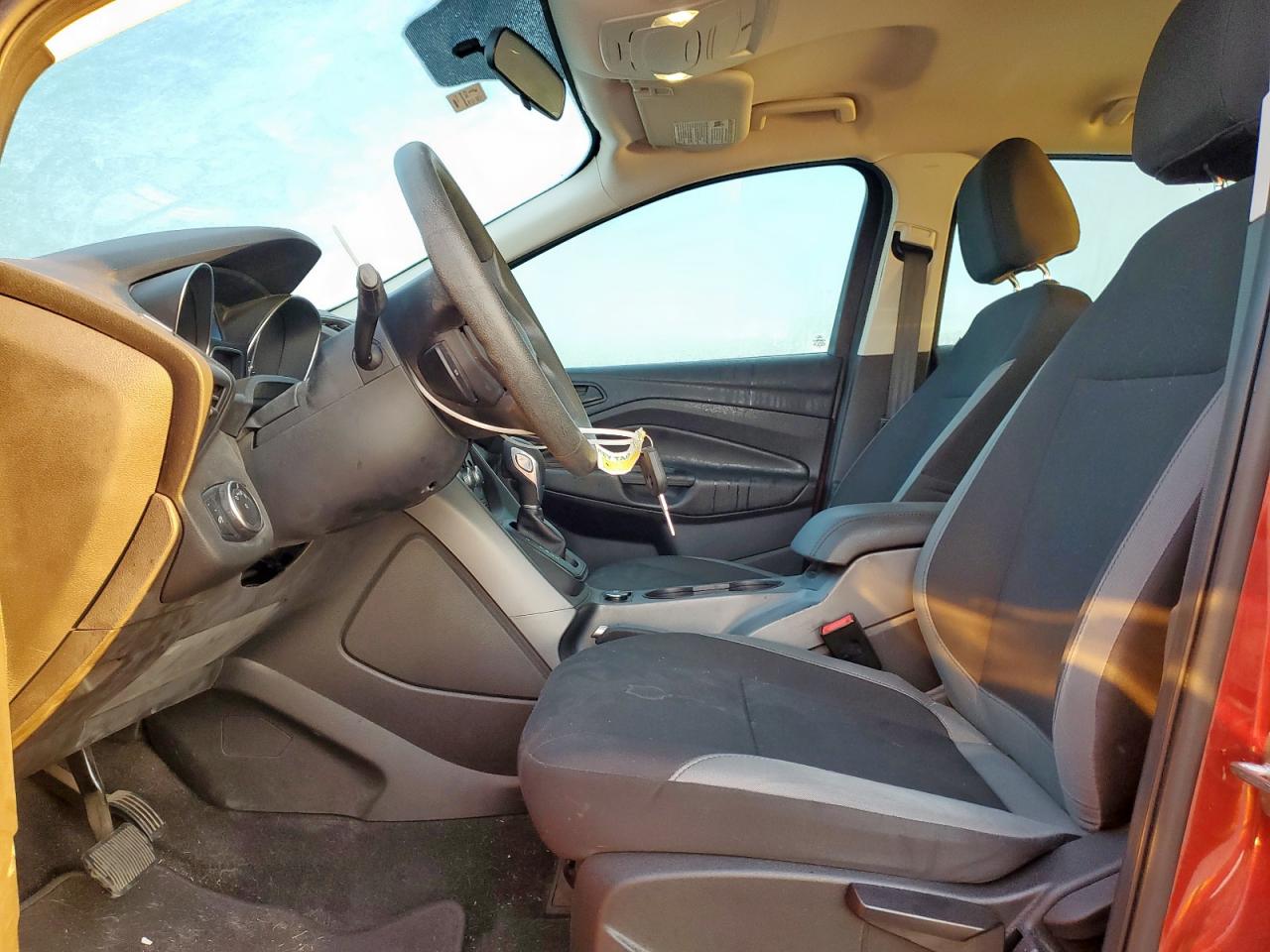 2015 Ford Escape S VIN: 1FMCU0F7XFUB80462 Lot: 90706555