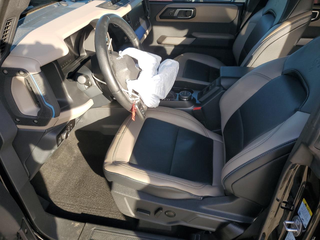 2023 Ford Bronco Base VIN: 1FMEE5DP0PLA86782 Lot: 92255265