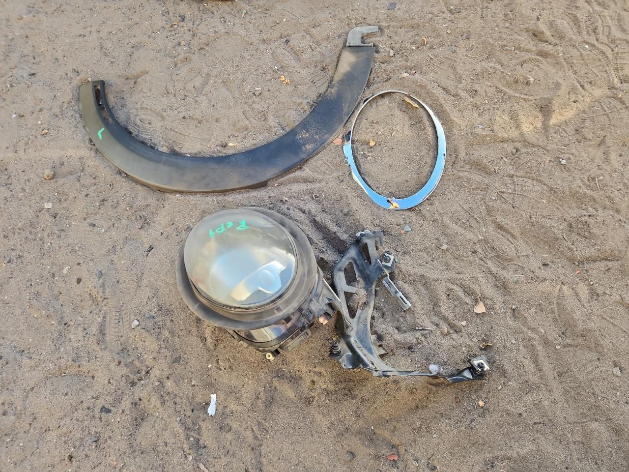 2015 Mini Cooper VIN: WMWXS5C56FT830841 Lot: 93244825