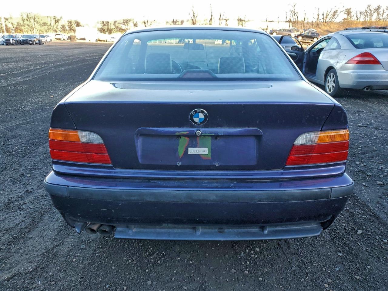 Фото: WBSBG9320VEY74776