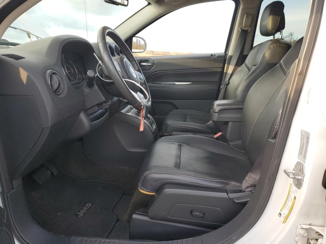 2016 Jeep Compass Latitude VIN: 1C4NJDEB8GD791823 Lot: 89825895