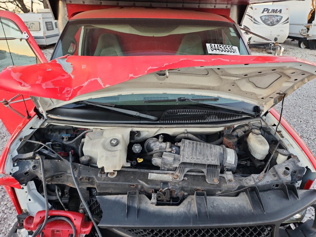 2004 Chevrolet Express Commercial C VIN: 1GBJG31U741221909 Lot: 84453535