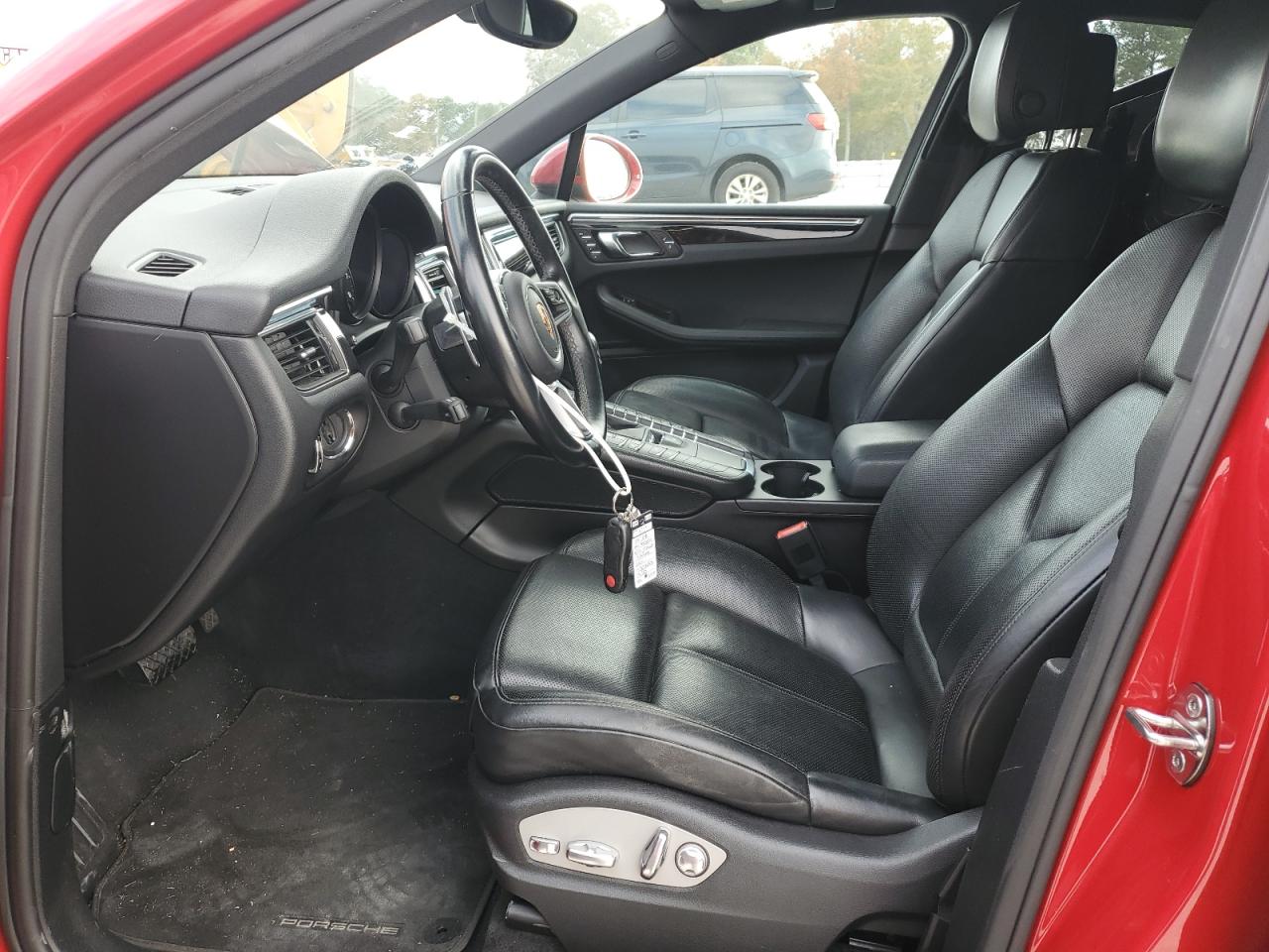 2018 Porsche Macan VIN: WP1AA2A53JLB03693 Lot: 93516115