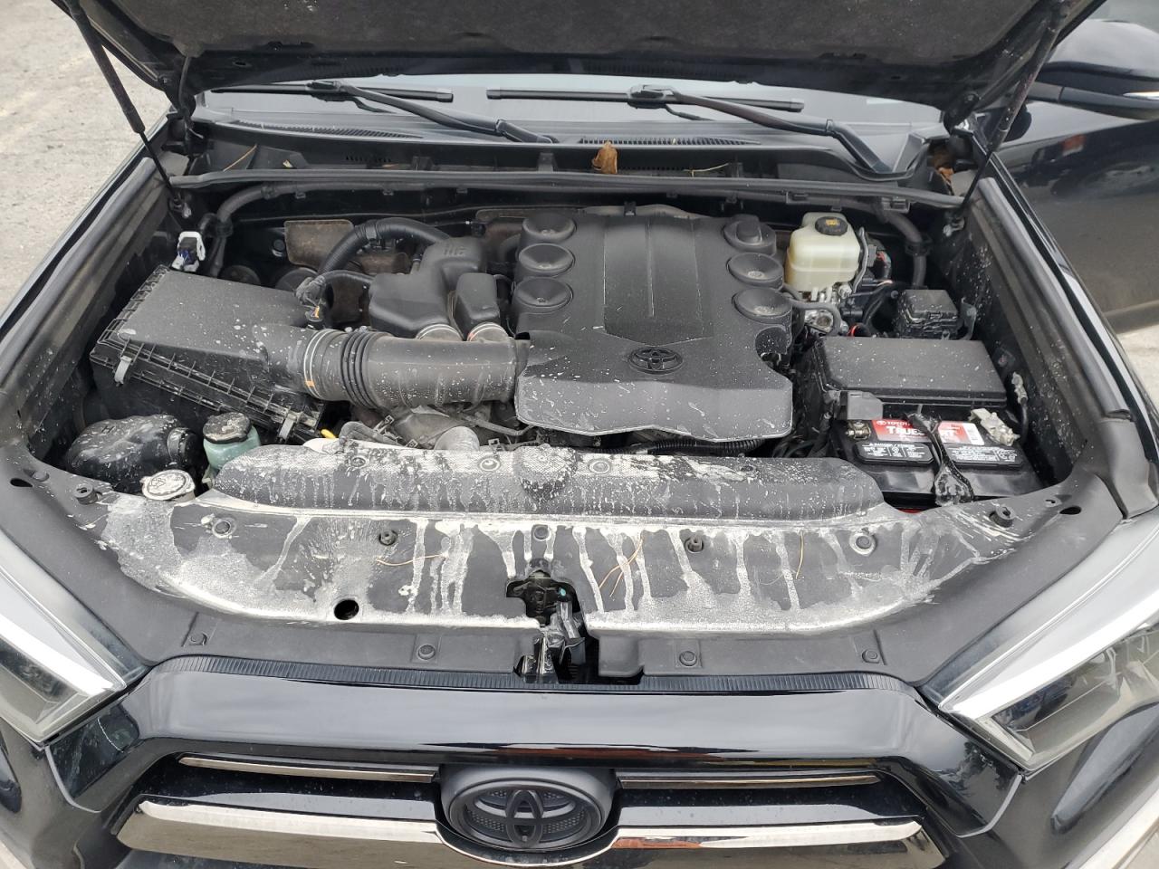 2020 Toyota 4Runner Sr5/Sr5 Premium VIN: JTEBU5JR8L5814956 Lot: 92104475