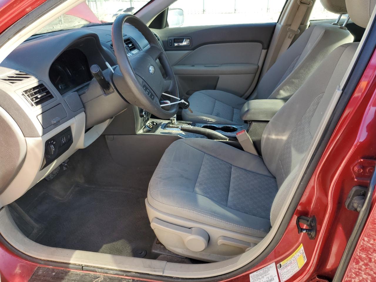 2012 Ford Fusion S VIN: 3FAHP0GA3CR432055 Lot: 92618085