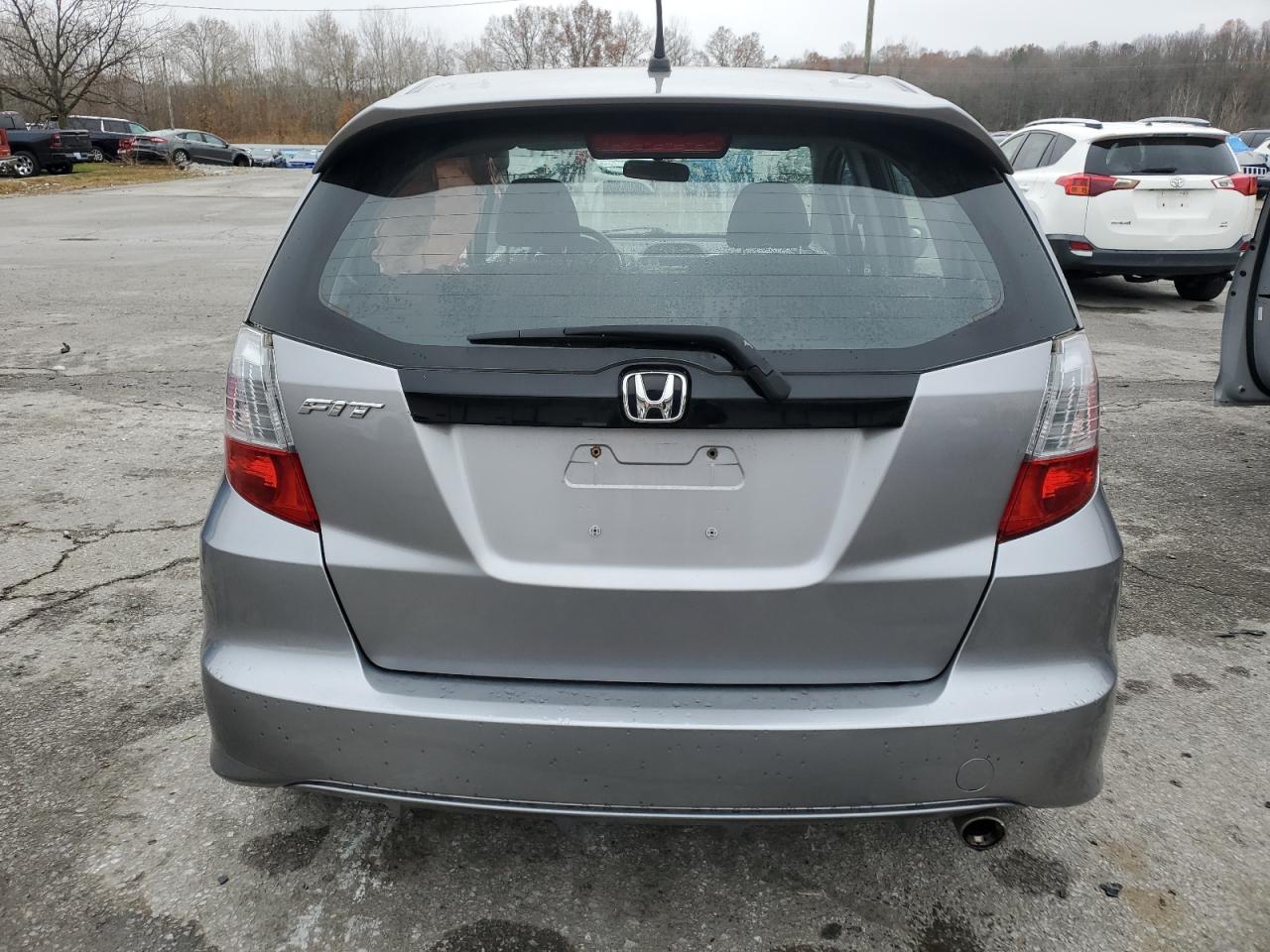 2009 Honda Fit Sport VIN: JHMGE88429S001432 Lot: 93349845