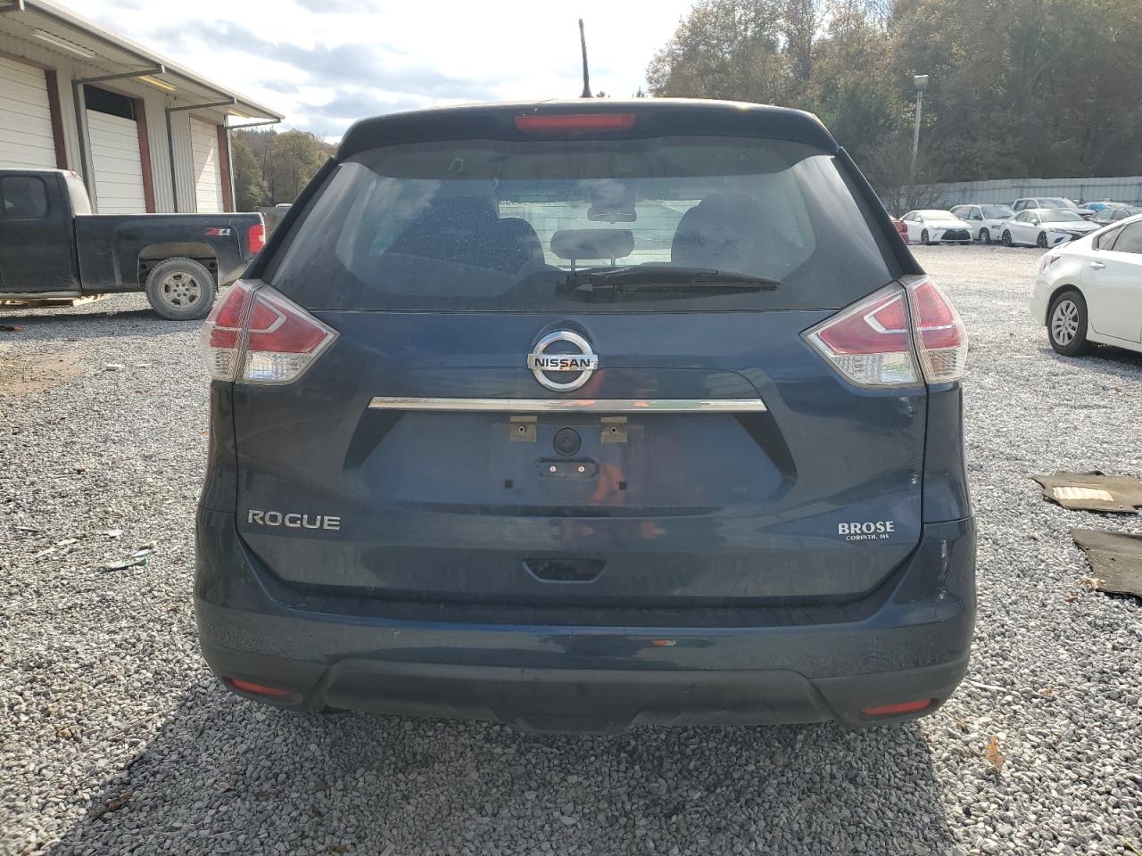 2015 Nissan Rogue S VIN: KNMAT2MTXFP582412 Lot: 93243155