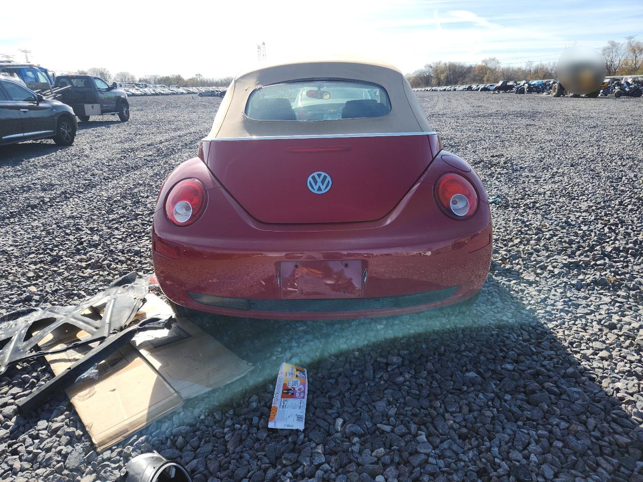 2007 Volkswagen New Beetle Convertible Option Package 1 VIN: 3VWRF31Y27M418883 Lot: 92309565