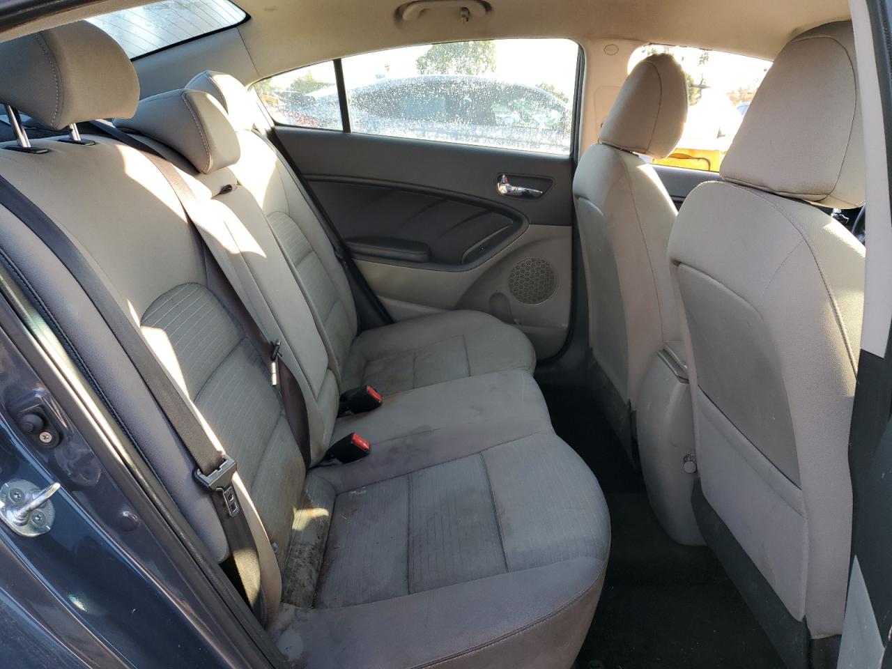 2015 Kia Forte Lx VIN: KNAFX4A64F5295435 Lot: 92741555