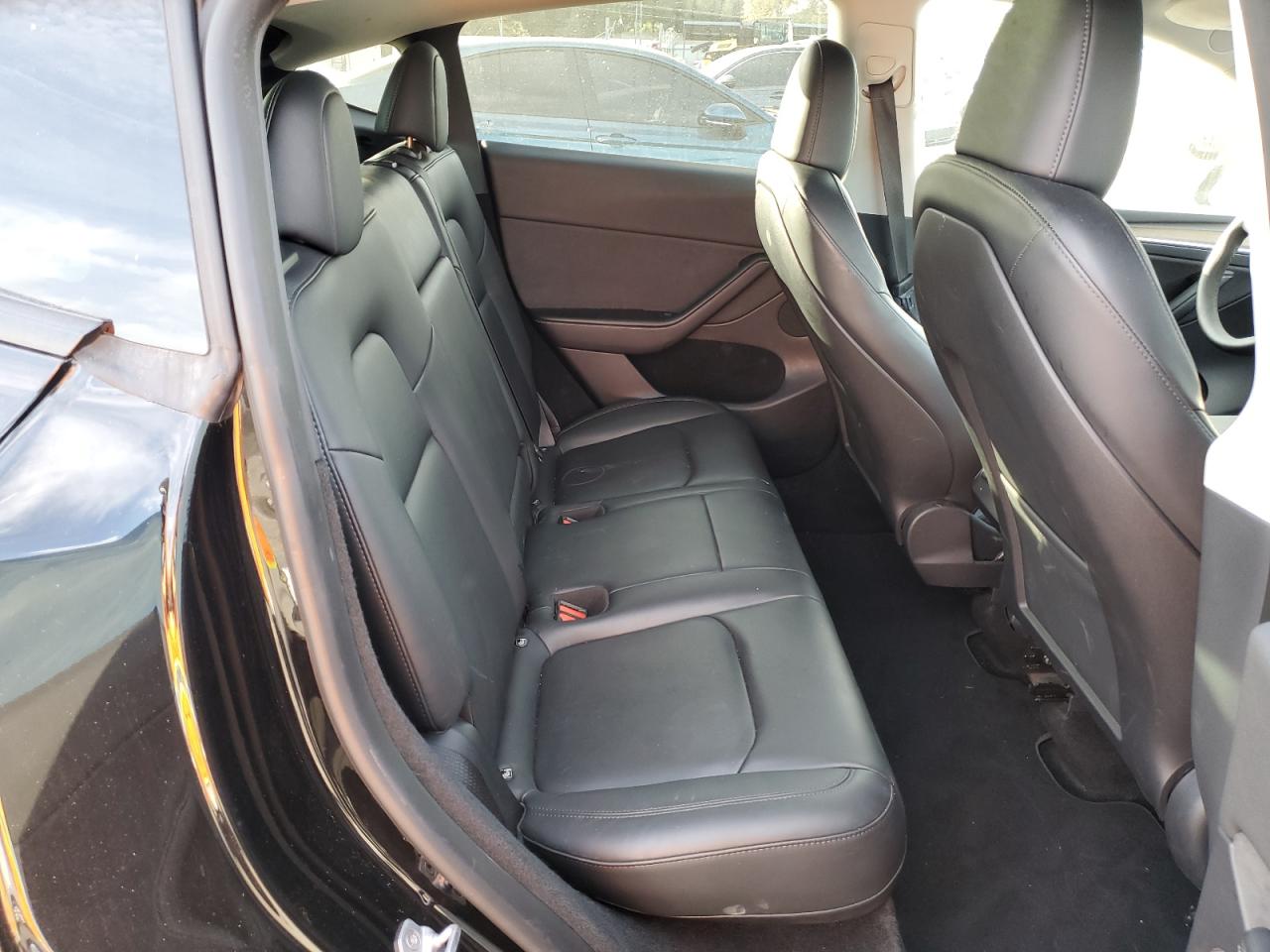 2023 Tesla Model Y VIN: 7SAYGDEE9PA102158 Lot: 92387935