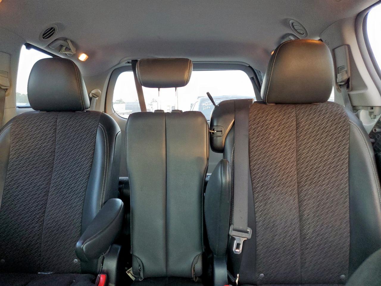 2011 Toyota Sienna Sport VIN: 5TDXK3DC6BS045961 Lot: 93321765