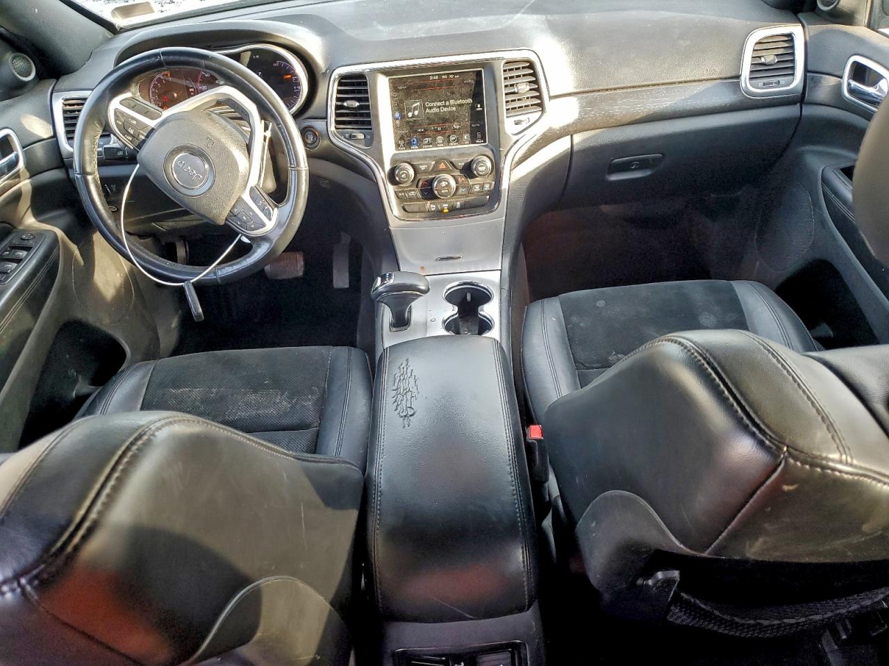 2015 Jeep Grand Cherokee Laredo VIN: 1C4RJEAG2FC915243 Lot: 94340225