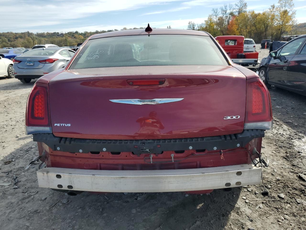 2018 Chrysler 300 Touring VIN: 2C3CCAAG1JH278185 Lot: 91182345