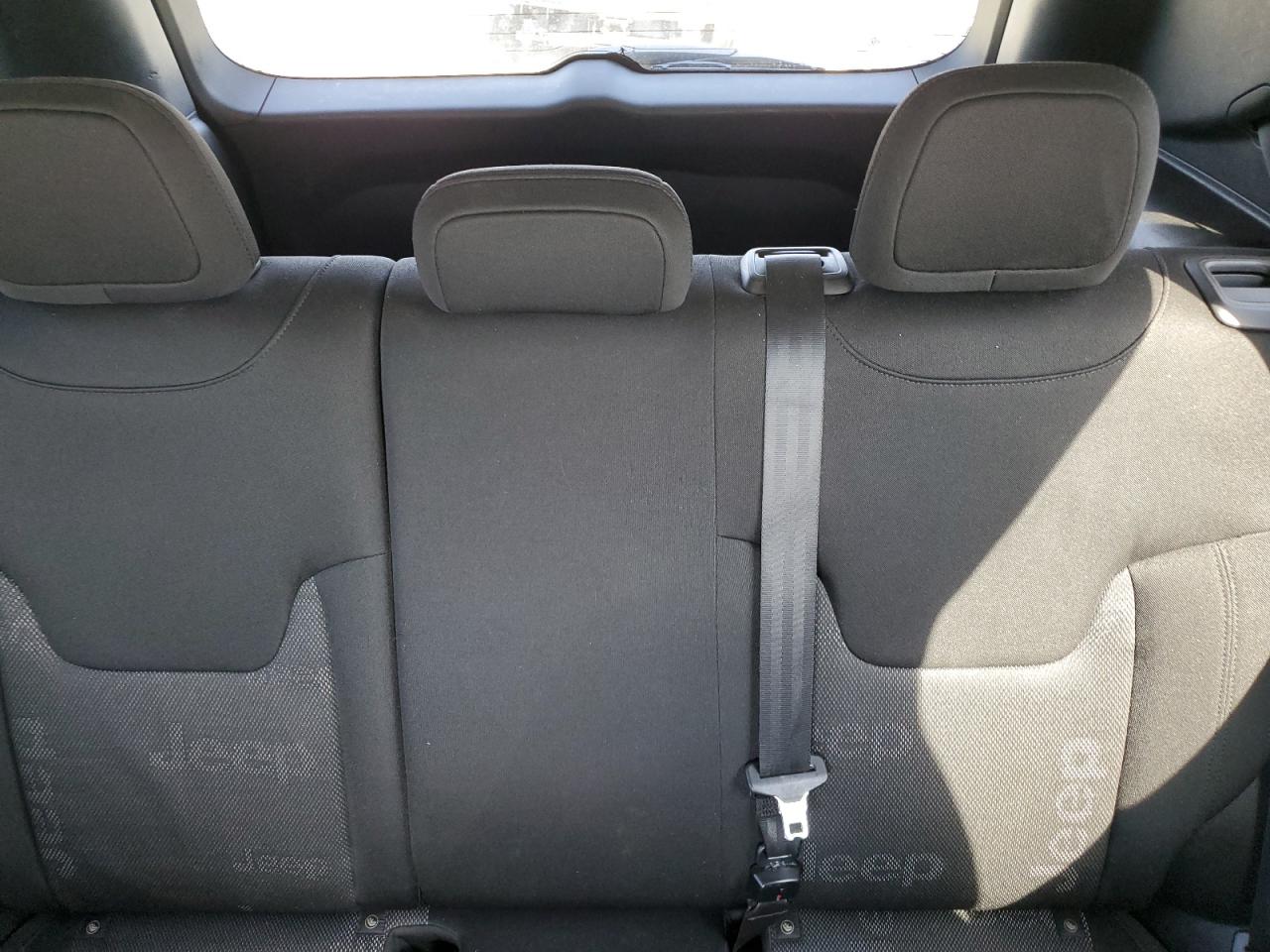 2017 Jeep Renegade Sport VIN: ZACCJBAB4HPE91040 Lot: 93456755