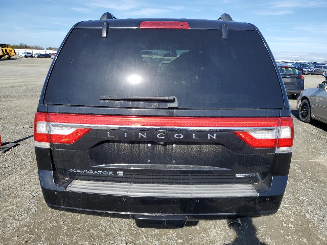 2015 Lincoln Navigator L VIN: 5LMJJ3HTXFEJ01410 Lot: 87282475
