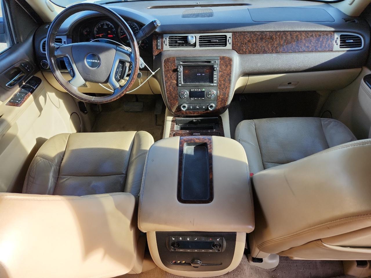 2010 GMC Yukon Xl Denali VIN: 1GKUKMEF3AR207757 Lot: 90918065