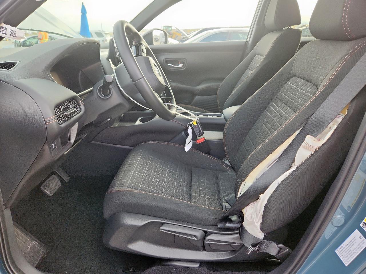 2025 Honda Hr-V Sport VIN: 3CZRZ1H51SM753128 Lot: 92911315