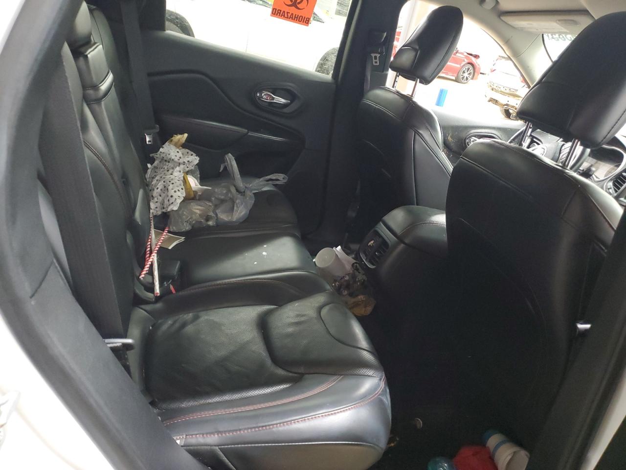 2017 Jeep Cherokee Trailhawk VIN: 1C4PJMBB4HW555558 Lot: 92349385