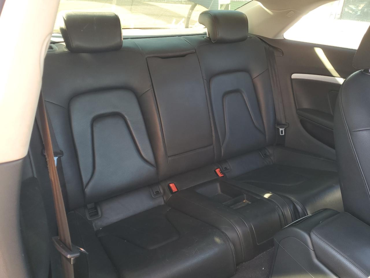 2011 Audi A5 Premium VIN: WAUCFAFR8BA009319 Lot: 91376685