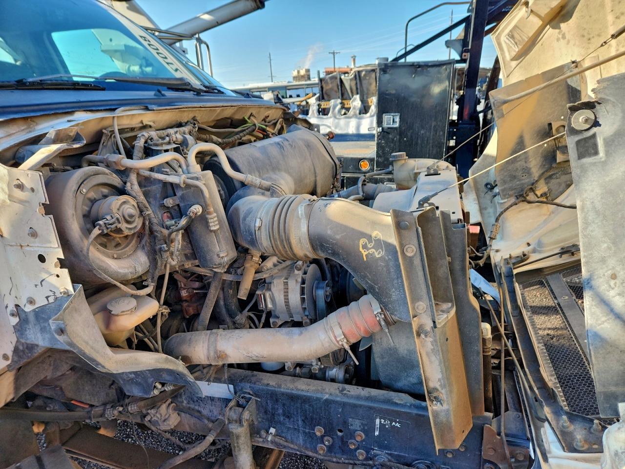 2005 Ford F650 Super Duty VIN: 3FRWF65F35V152588 Lot: 92189245