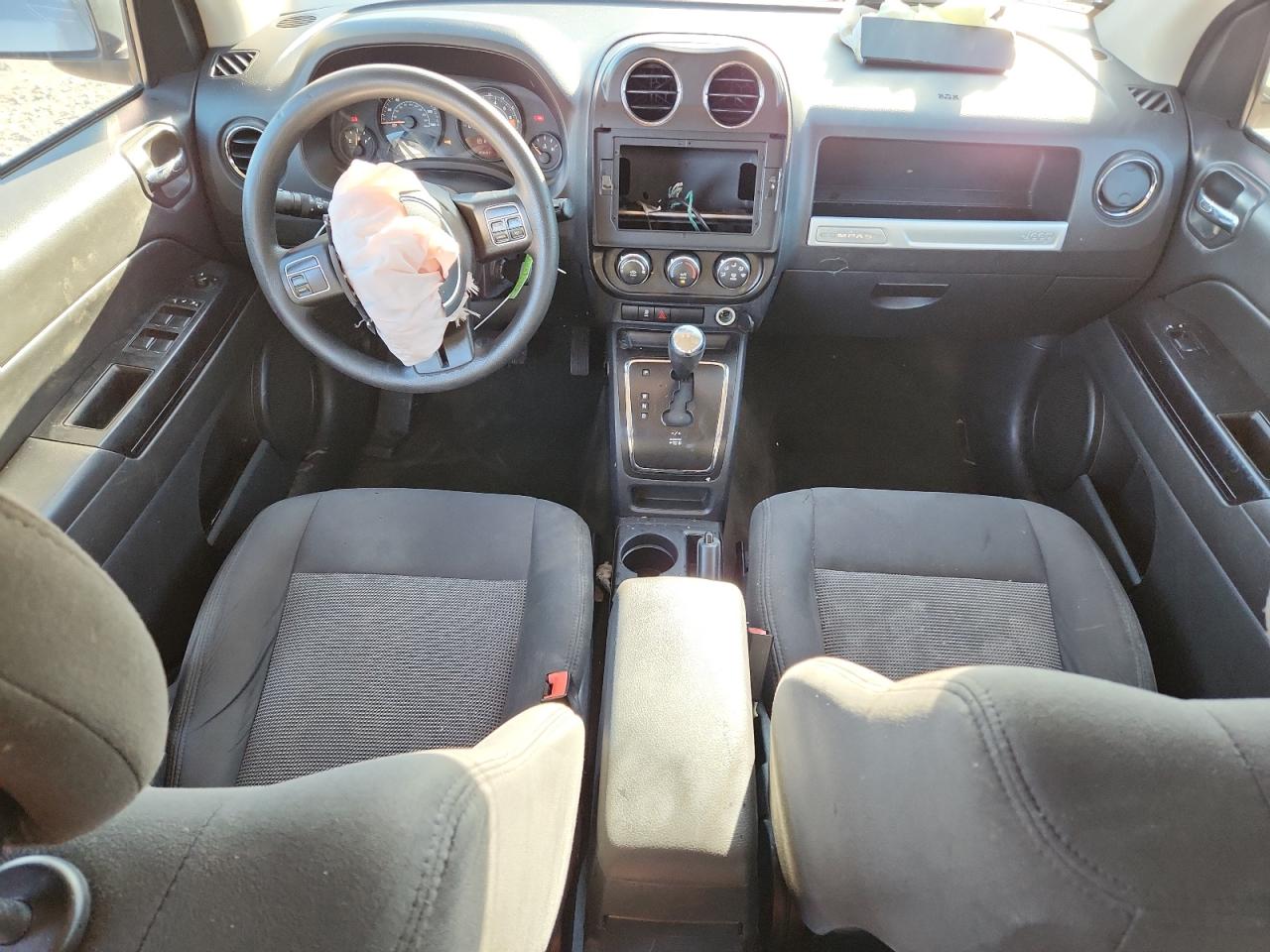 2016 Jeep Compass Sport VIN: 1C4NJDBBXGD756852 Lot: 91304145