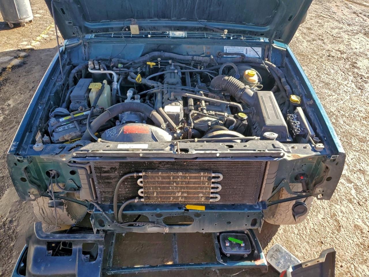 1998 Jeep Cherokee Sport VIN: 1J4FJ68S5WL223863 Lot: 94175375