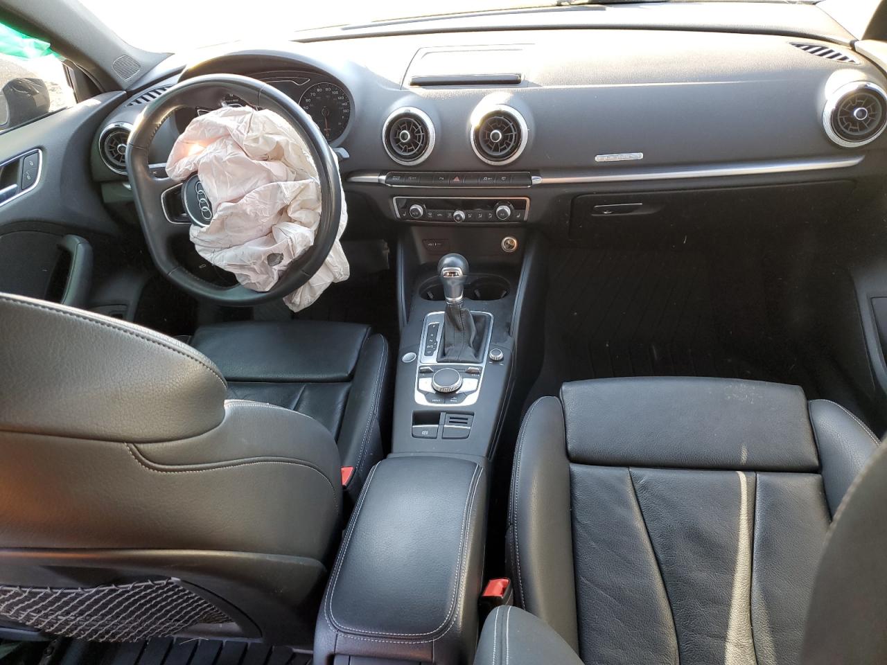 2020 Audi A3 S-Line Premium VIN: WAUBEGFF6LA053733 Lot: 92422345