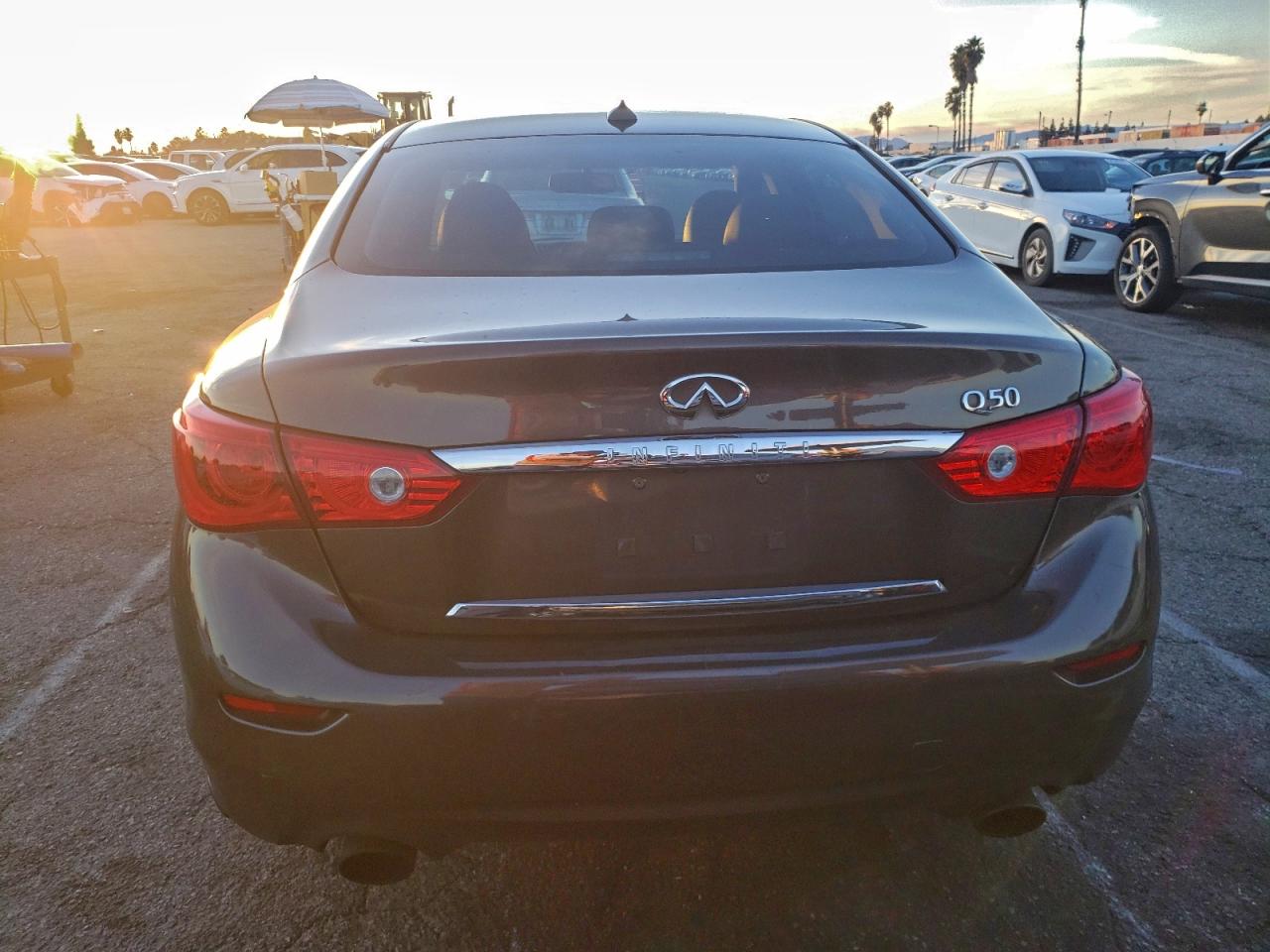 2016 Infiniti Q50 Premium VIN: JN1EV7AP8GM301875 Lot: 94573775