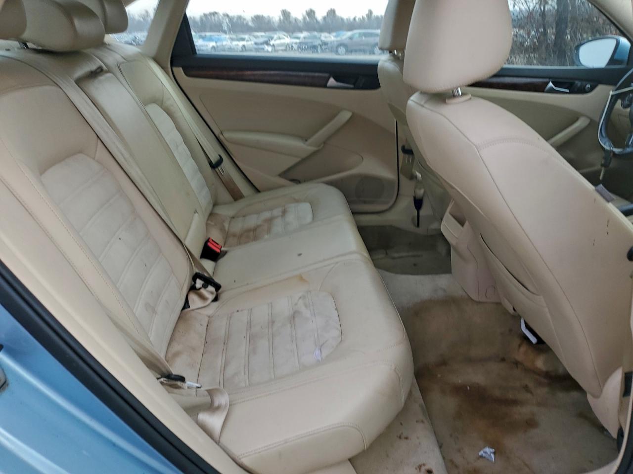 2012 Volkswagen Passat Sel VIN: 1VWCN7A30CC049084 Lot: 94531705