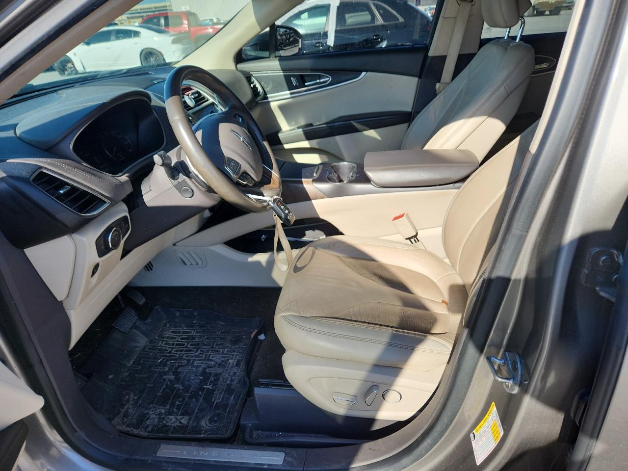 2017 Lincoln Mkx Select VIN: 2LMPJ6KR3HBL52168 Lot: 93205225